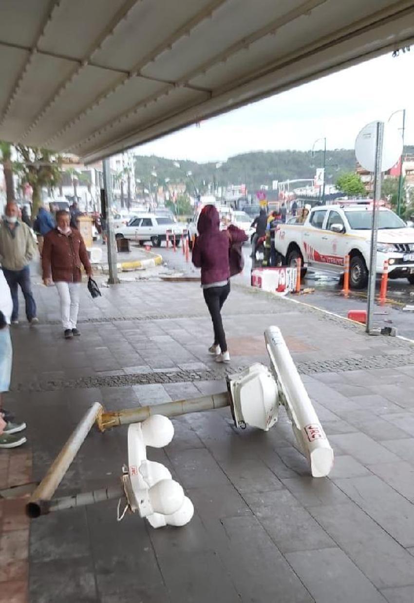 Ege'de fırtına dehşeti! 20 tekne battı