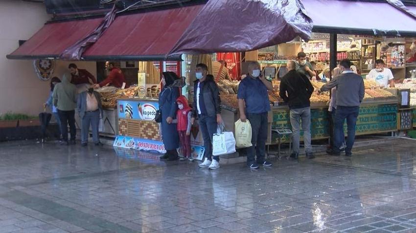 İstanbul, İzmir ve Balıkesir'de yollar göle döndü onlarca tekne battı!