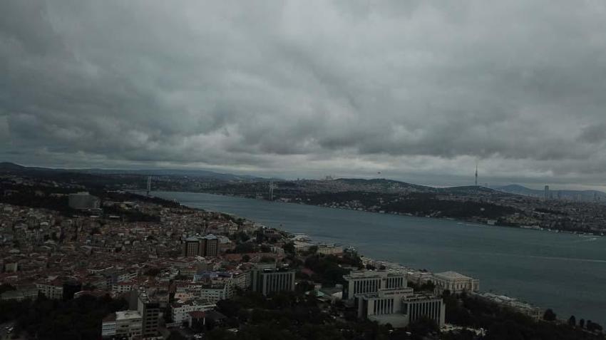 İstanbul, İzmir ve Balıkesir'de yollar göle döndü onlarca tekne battı!