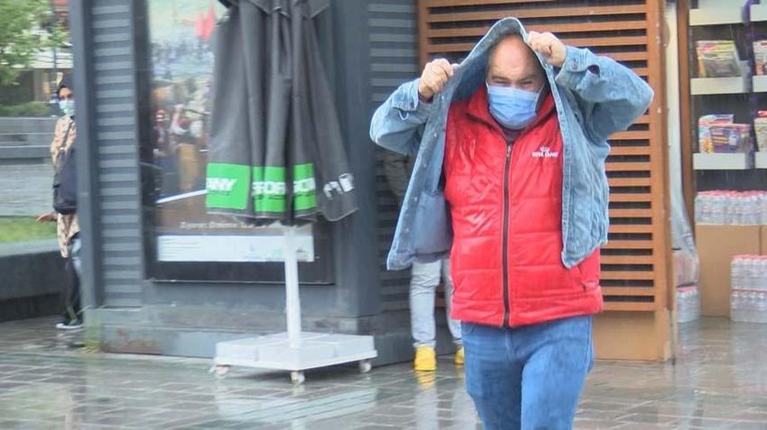 İstanbul, İzmir ve Balıkesir'de yollar göle döndü onlarca tekne battı!