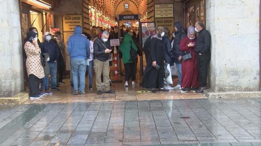 İstanbul, İzmir ve Balıkesir'de yollar göle döndü onlarca tekne battı!