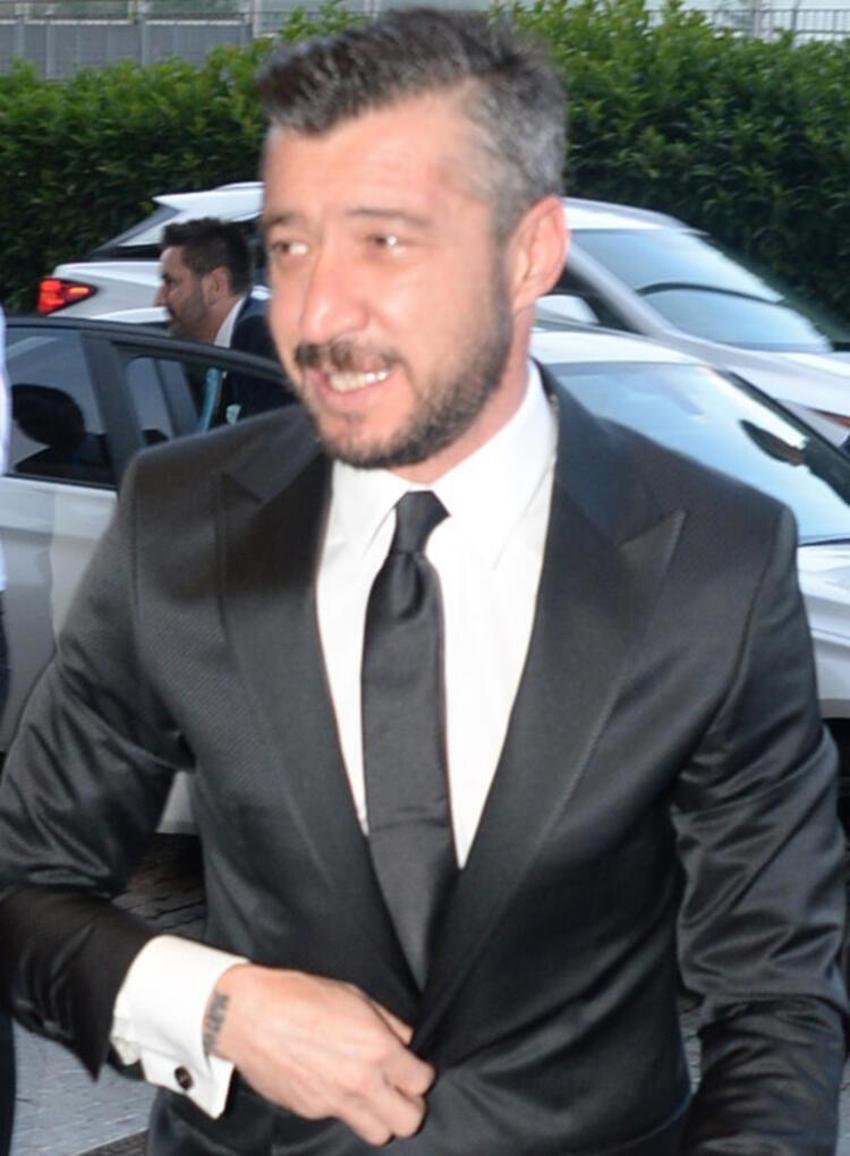Tümer Metin hırsızlık çetesi tarafından soyuldu! 50 bin TL...