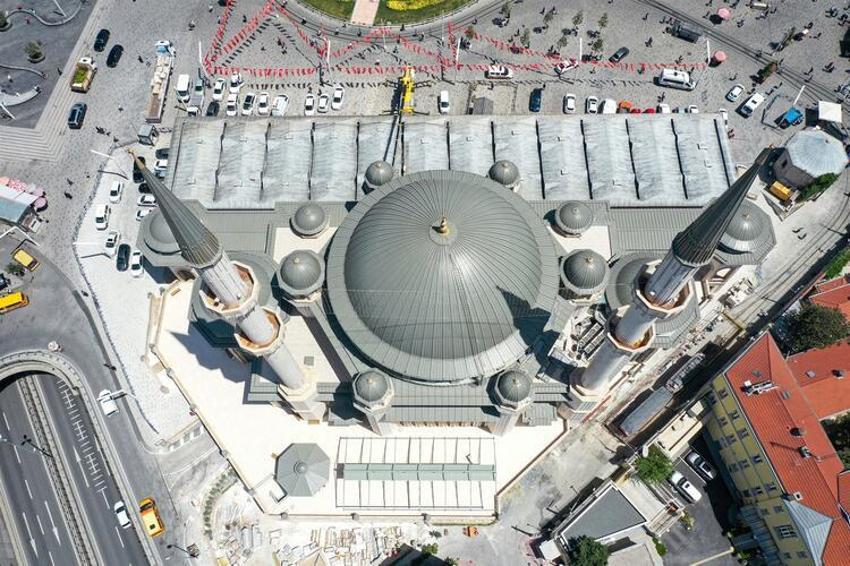 Cumhurbaşkanı Erdoğan 27 yıl önce işaret etmişti! Taksim Cami...