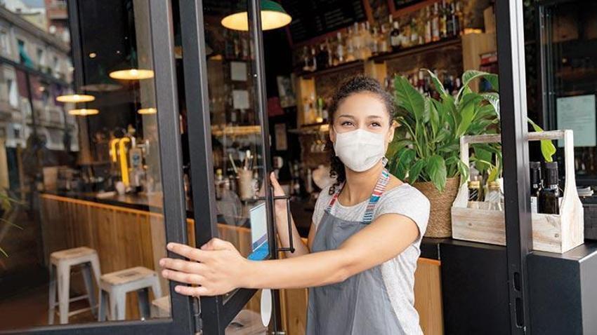 Hafta içi-hafta sonu sokağa çıkma yasaklarıyla ilgili son dakika açıklaması! Restoranlar, kafeler açılıyor! Saat 24.00 kadar...