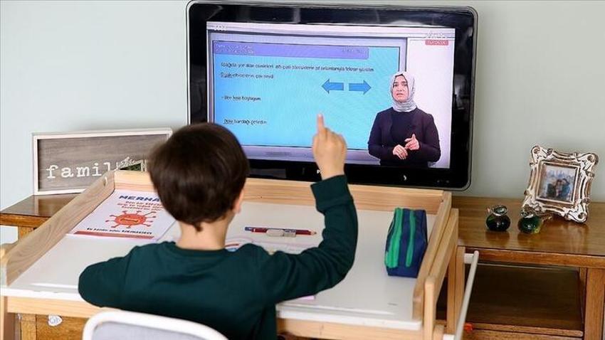Hafta içi-hafta sonu sokağa çıkma yasaklarıyla ilgili son dakika açıklaması! Restoranlar, kafeler açılıyor! Saat 24.00 kadar...