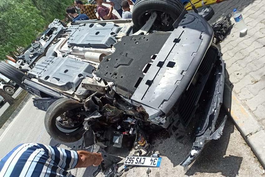 İlker Aksum'un otomobili takla attı! Araçta sıkıştı, son durumu...