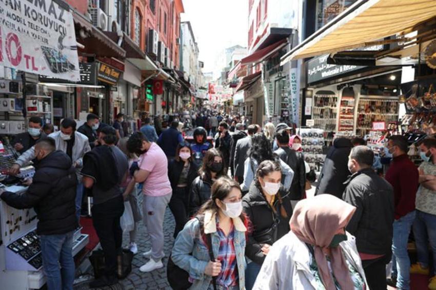 Hafta sonu ve hafta içi sokağa çıkma yasağı ile ilgili yeni gelişme! Yarın...