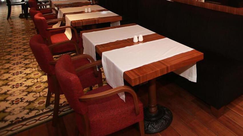 Hafta sonu hafta içi sokağa çıkma yasaklarıyla ilgili son dakika açıklaması! Kafeler, restoranlar, spor salonları açılıyor! Saatler belli oldu! Cumartesi ve pazar günü...