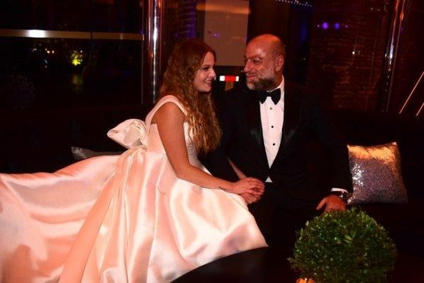 Naz Elmas ile Erol Özmandıracı evliliğinde kriz! Tek kalemde sildiler...