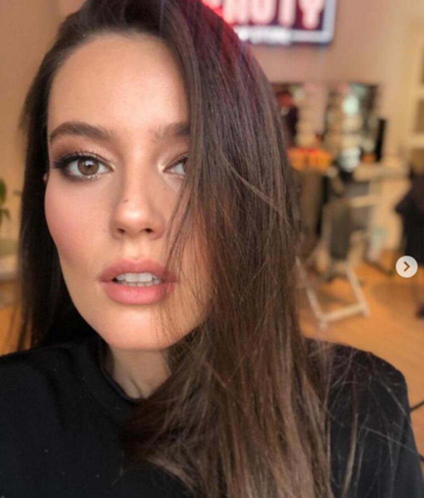 Pelin Akil'den eşi Anıl Altan'ın paylaşımına olay yorum!