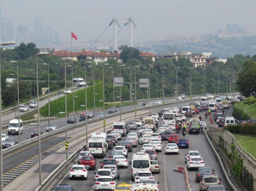 Arabası, ehliyeti olan herkesi ilgilendiriyor! Düşük fiyat...