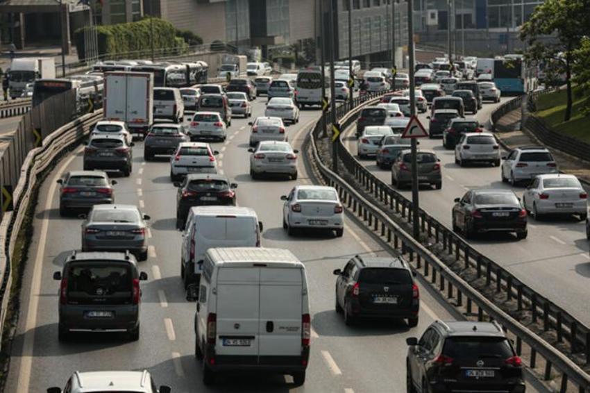 Arabası, ehliyeti olan herkesi ilgilendiriyor! Düşük fiyat...