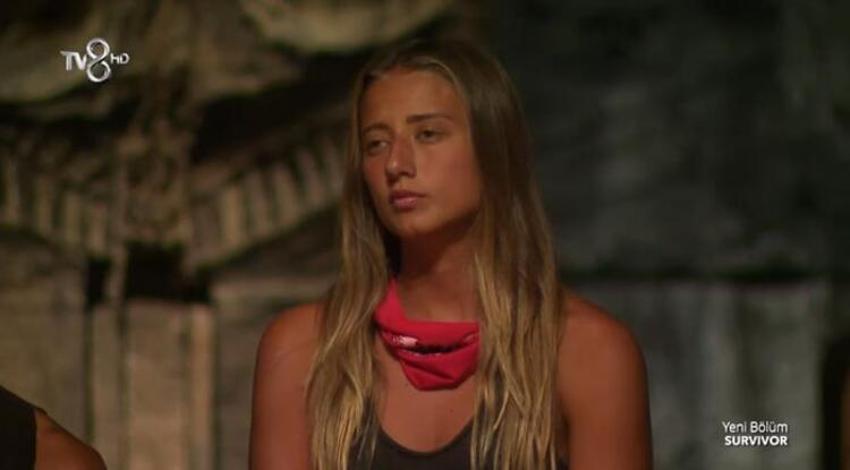 Survivor'da Aleyna krizi! Acun o mesajları canlı yayında okudu