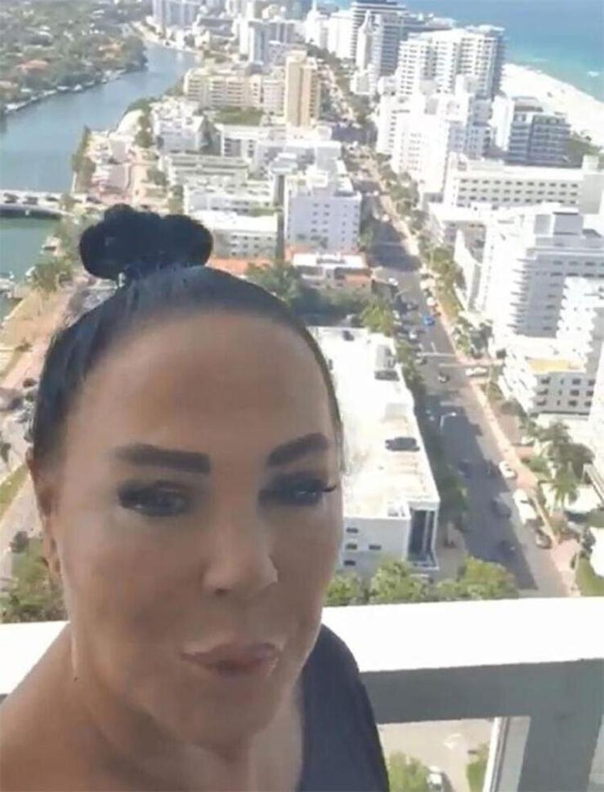 Safiye Soyman, Seda Sayan'ın Miami'deki evinin balkonundan paylaştı! Sosyal medya yıkıldı