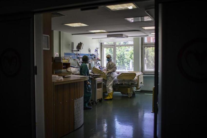 Hafta içi hafta sonu sokağa çıkma yasaklarıyla ilgili flaş gelişme! Saatler değişiyor... Yeni yasaklar geliyor... Sonbahara kadar