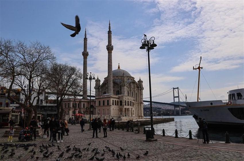 Hafta içi hafta sonu sokağa çıkma yasaklarıyla ilgili flaş gelişme! Saatler değişiyor... Yeni yasaklar geliyor... Sonbahara kadar