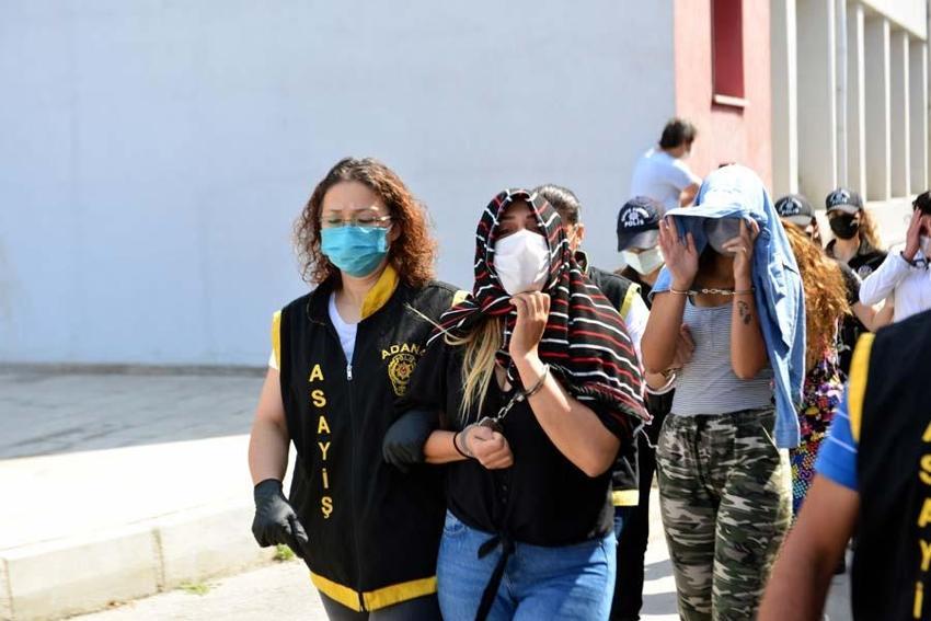 Yol kenarında iğrenç anlar! 70 farklı şifre kullanmışlar: Manuş, gılleci, puşka...