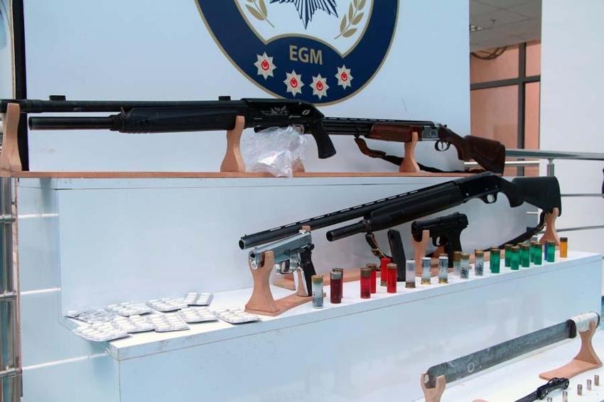Yol kenarında iğrenç anlar! 70 farklı şifre kullanmışlar: Manuş, gılleci, puşka...