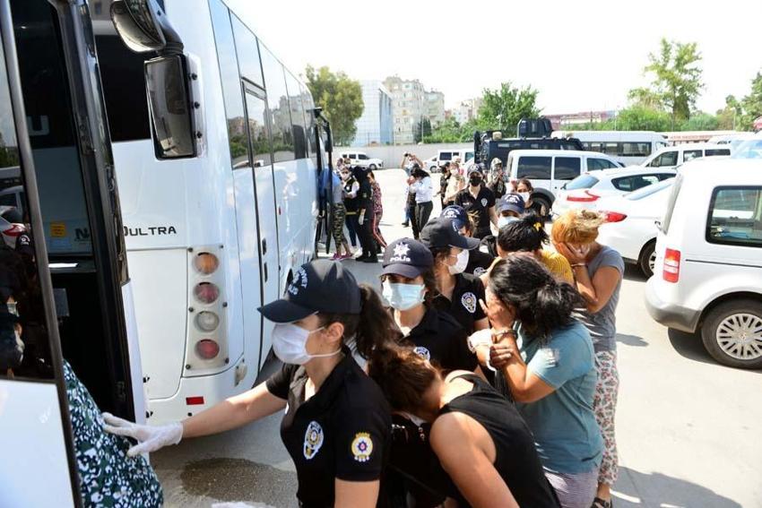 Yol kenarında iğrenç anlar! 70 farklı şifre kullanmışlar: Manuş, gılleci, puşka...