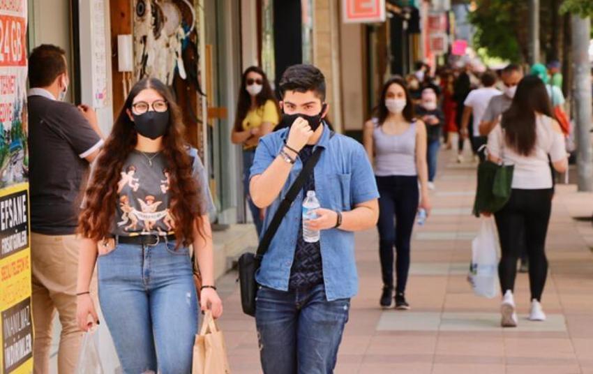 Maske ile ilgili flaş açıklama! Bakan Koca müjdeyi verdi!