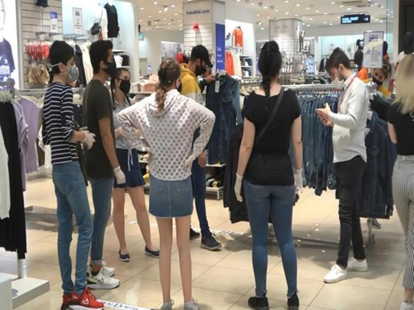 Hafta sonu hafta içi sokağa çıkma yasaklarıyla ilgili son dakika gelişmesi! Yeni kararı açıkladı: Saatler ve pazar günü yasağı...