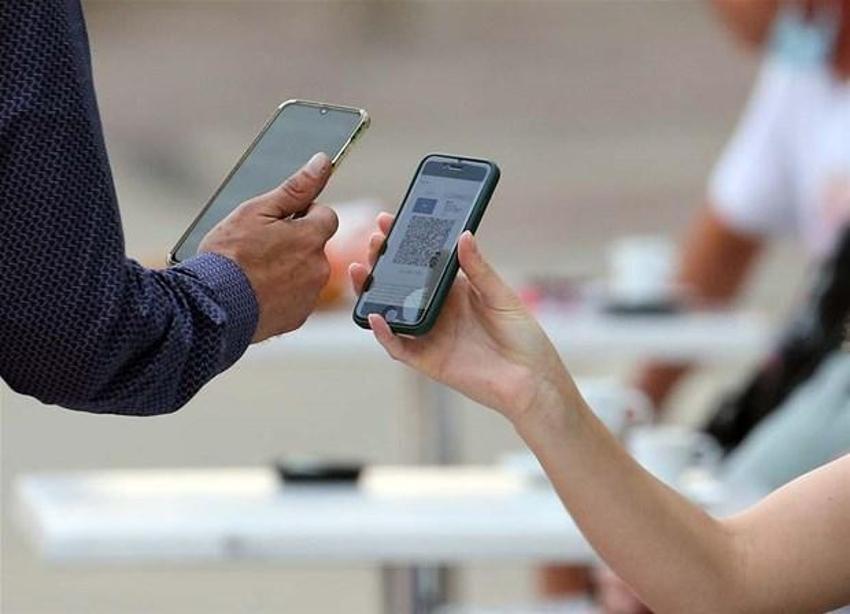 Yasak kararları peş peşe geliyor! Yapmayan oralara giremeyecek: Kahvehaneler, statlar, AVM'ler...