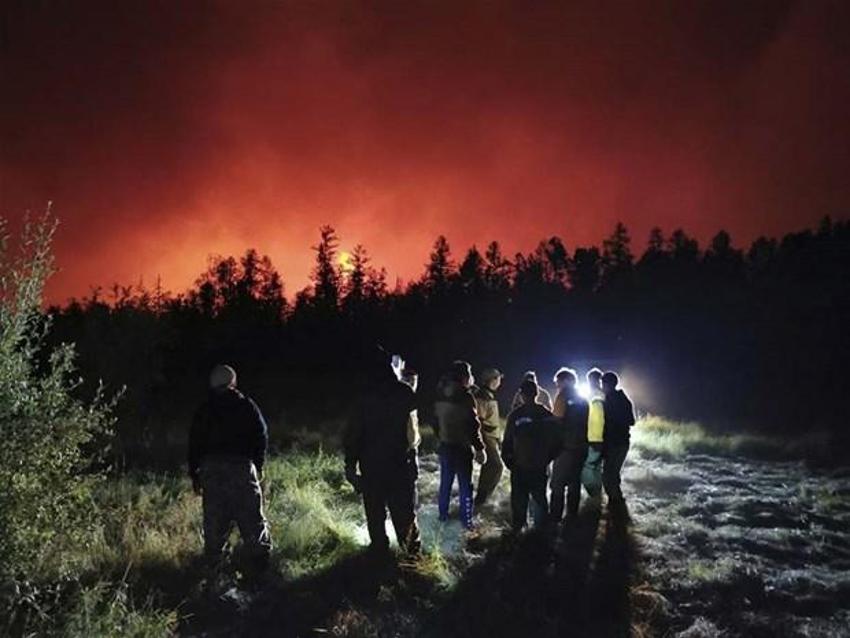 NASA duyurdu! Tarihte bir ilk: Dumanlar 3 bin kilometre uzaktaki Kuzey Kutbu'na ulaştı...
