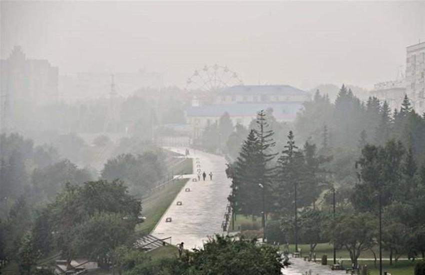 NASA duyurdu! Tarihte bir ilk: Dumanlar 3 bin kilometre uzaktaki Kuzey Kutbu'na ulaştı...