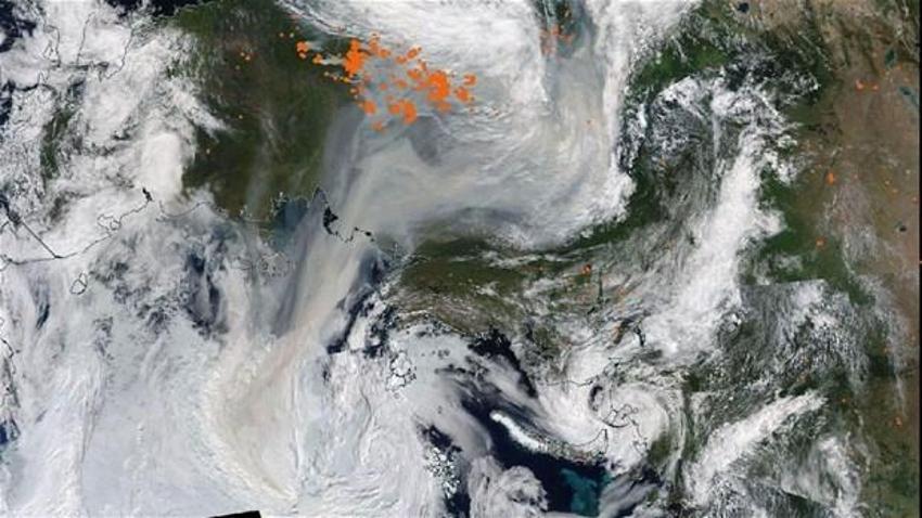 NASA duyurdu! Tarihte bir ilk: Dumanlar 3 bin kilometre uzaktaki Kuzey Kutbu'na ulaştı...