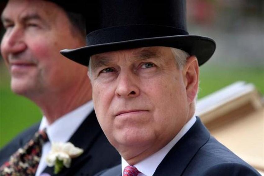 Skandal İngiliz Kraliyet Ailesi'ne sıçradı! Kraliçe Elizabeth'in küçük oğlu Prens Andrew’a cinsel saldırı suçlaması...