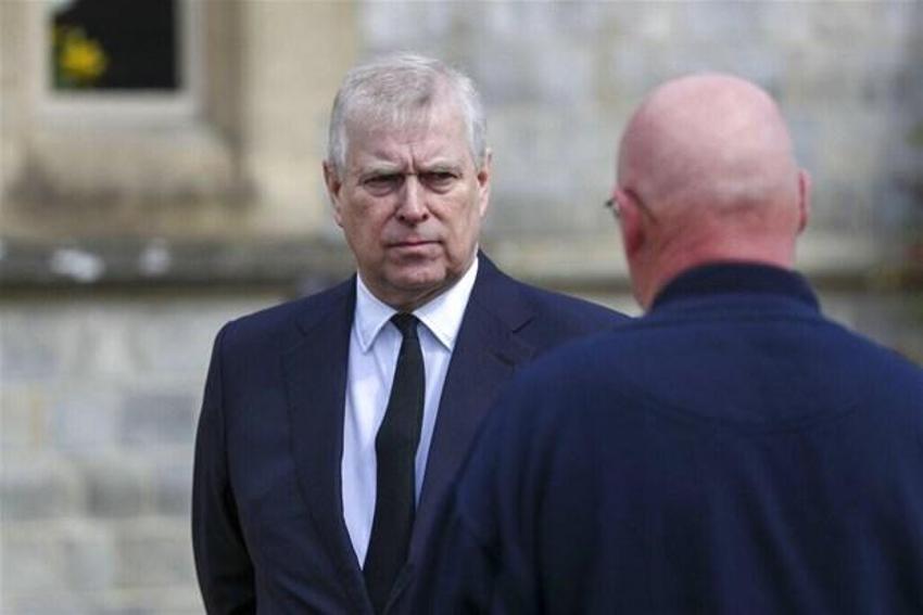 Skandal İngiliz Kraliyet Ailesi'ne sıçradı! Kraliçe Elizabeth'in küçük oğlu Prens Andrew’a cinsel saldırı suçlaması...