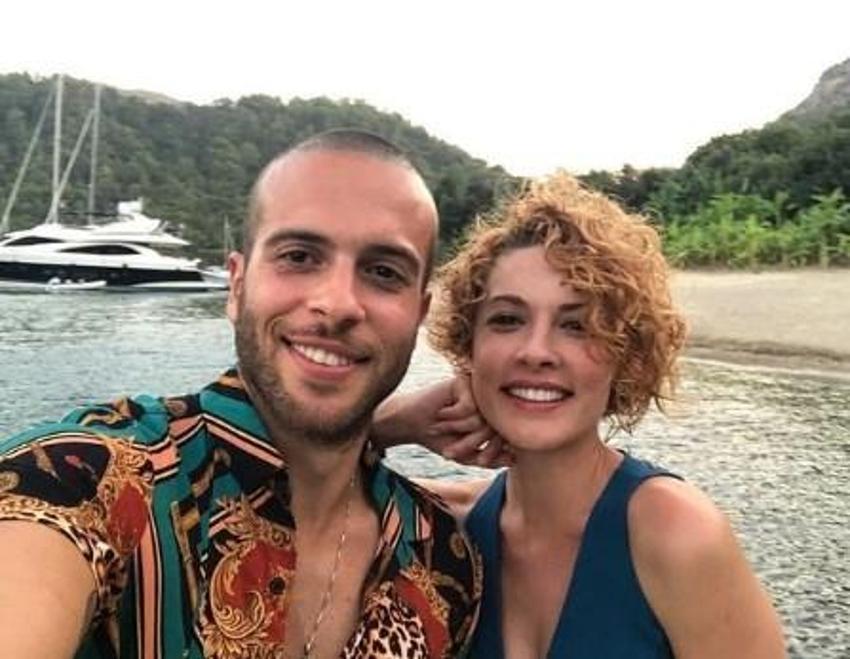 Güldür Güldür’ün Çiçek’i Açelya Topaloğlu'nun sevgilisi ünlü oyuncu çıktı!