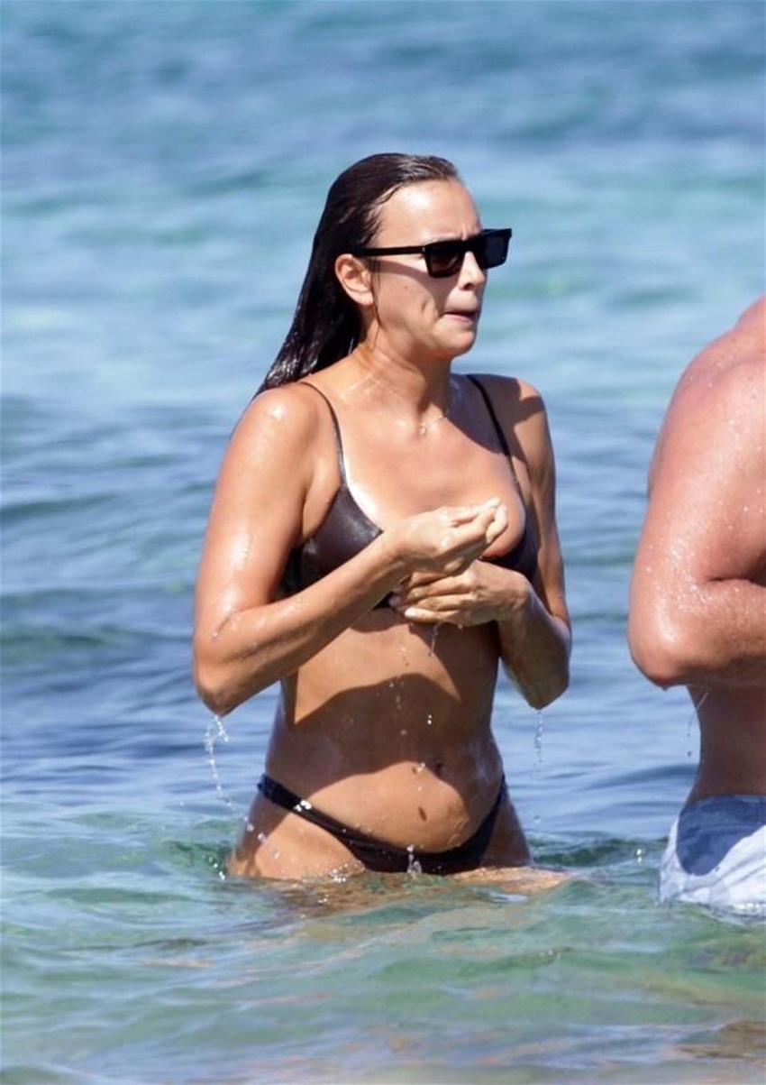 Irina Shayk ve Şeyma Subaşı'nın eski aşkı Guido Senia tatilde
görüntülendi!