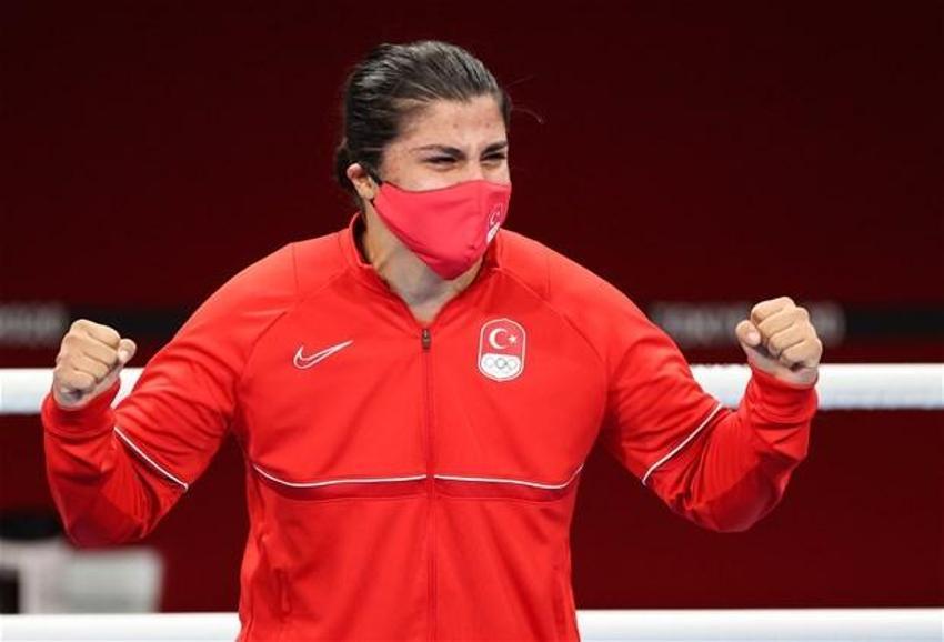 Gece 04.00'te ameliyata alındı 2,5 ay sonra Tokyo'da tarih yazdı! Busenaz Sürmeneli'nin başarı hikayesi alkış topladı