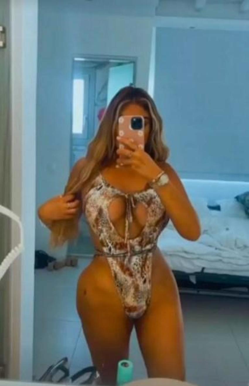 Anna Vakili, yaptığı paylaşımlarla Mikonos'u birbirine kattı