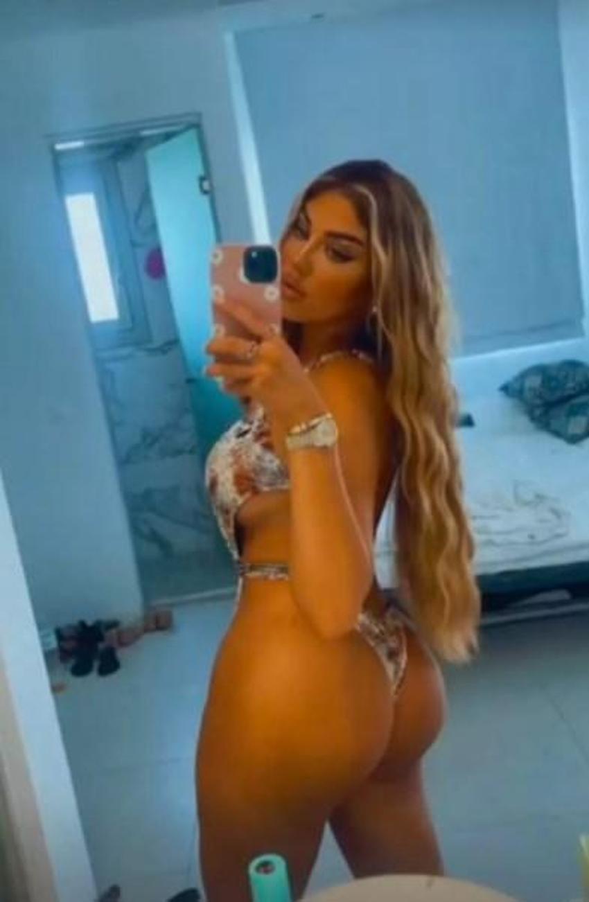 Anna Vakili, yaptığı paylaşımlarla Mikonos'u birbirine kattı