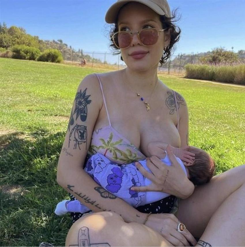 Halsey, bebeğini emzirdiği anları paylaştı