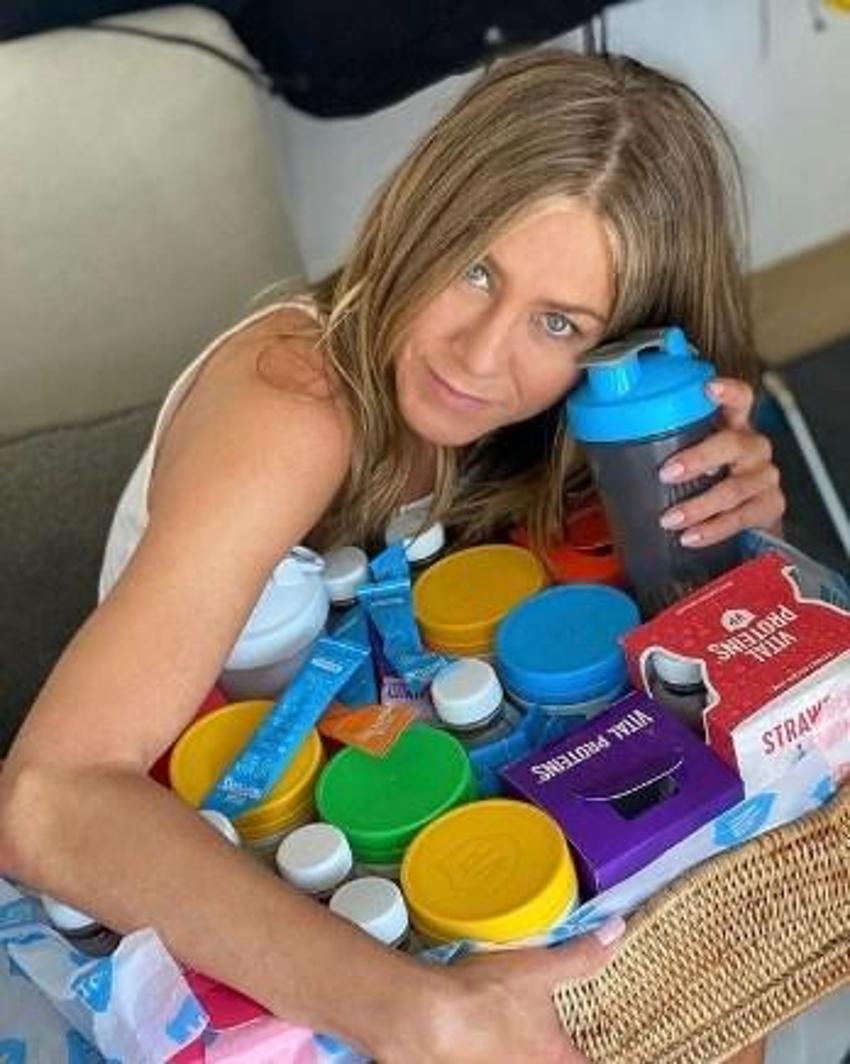 Jennifer Aniston: Aşı olmayan arkadaşlarımla görüşmüyorum