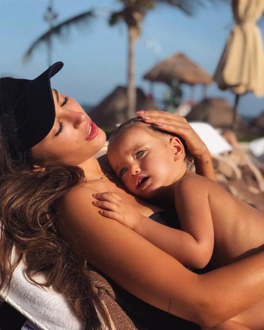 Yolanthe Cabau'dan 'Lezbiyen ilişki' itirafı!