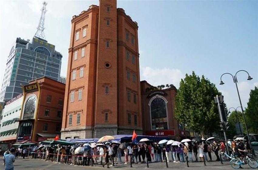 Çin'den Vuahn kenti için flaş koronavirüs kararı! Duyan herkes marketlere hücum etti...