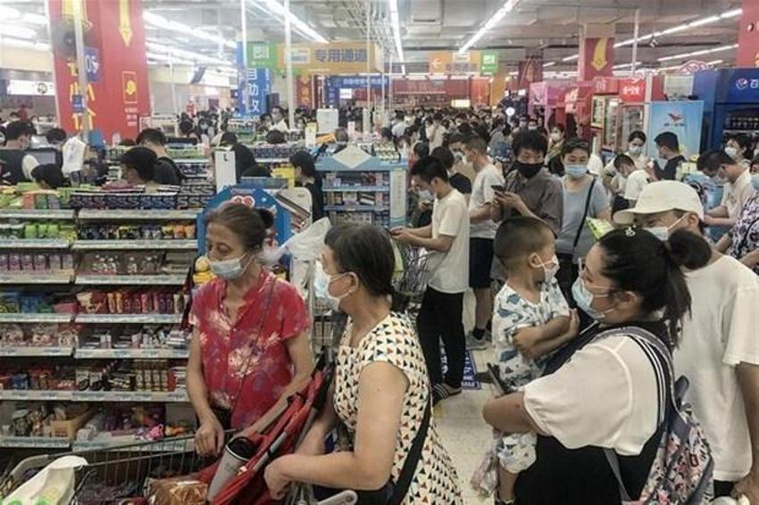 Çin'den Vuahn kenti için flaş koronavirüs kararı! Duyan herkes marketlere hücum etti...