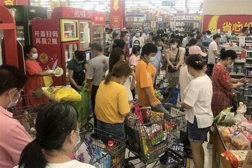Çin'den Vuahn kenti için flaş koronavirüs kararı! Duyan herkes marketlere hücum etti...