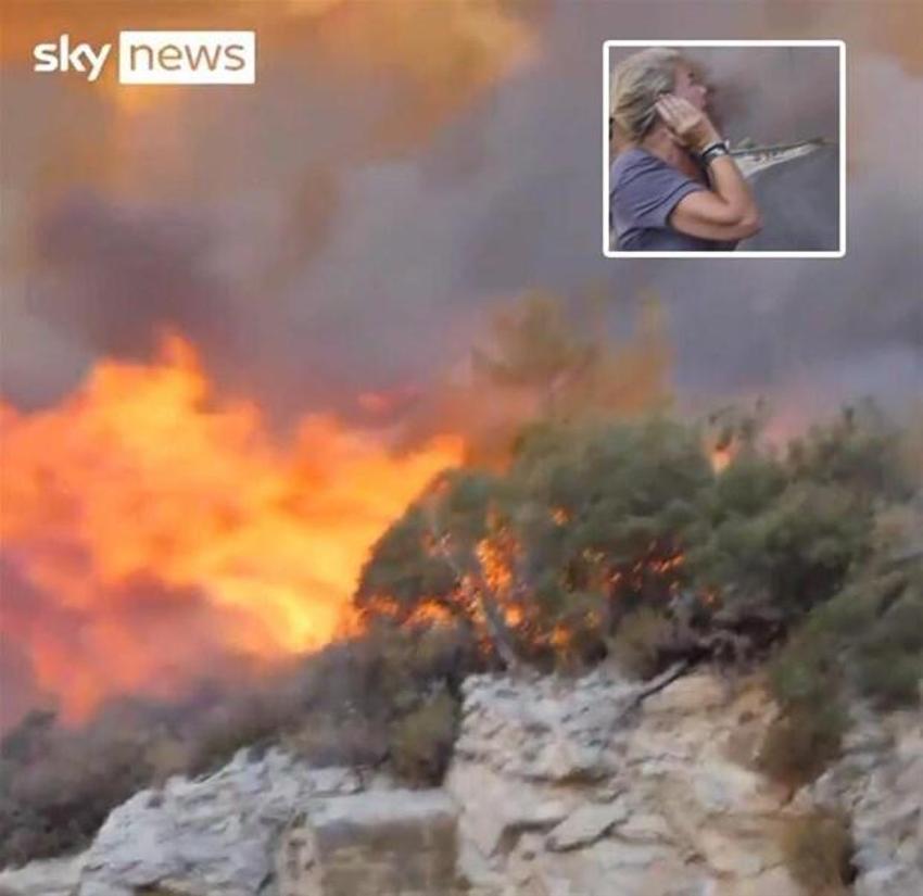 Ak Deniz'de orman yangını felaketi! Sky News muhabiri alevlerin ortasına daldı...