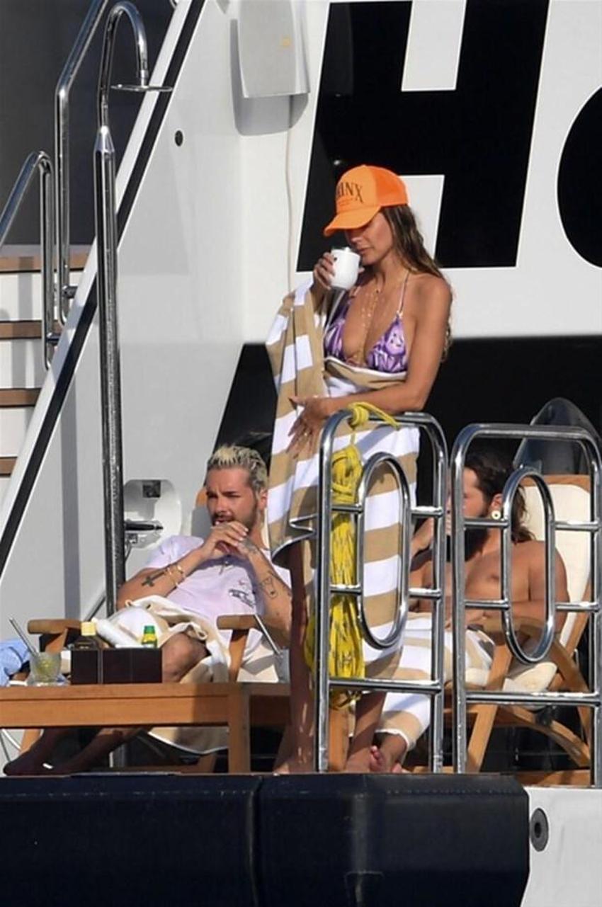 Heidi Klum ve eşi lüks teknede romantik anlar yaşadı! Görüntülendiklerini fark edince...