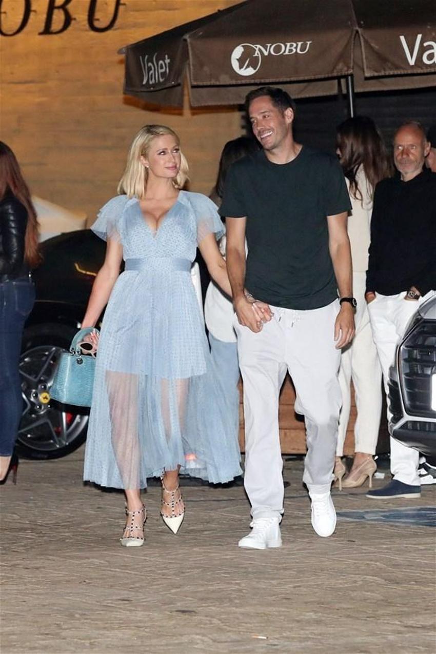 Paris Hilton'dan 'hamilelik' açıklaması!