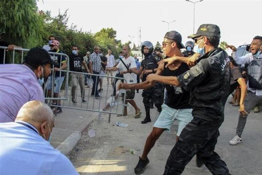 Dünyanın gözü Tunus'ta! Son dakika haberi olarak duyurdular: Suudiler gerçek yüzünü gösterdi...