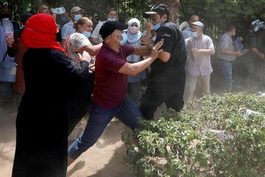 Dünyanın gözü Tunus'ta! Son dakika haberi olarak duyurdular: Suudiler gerçek yüzünü gösterdi...