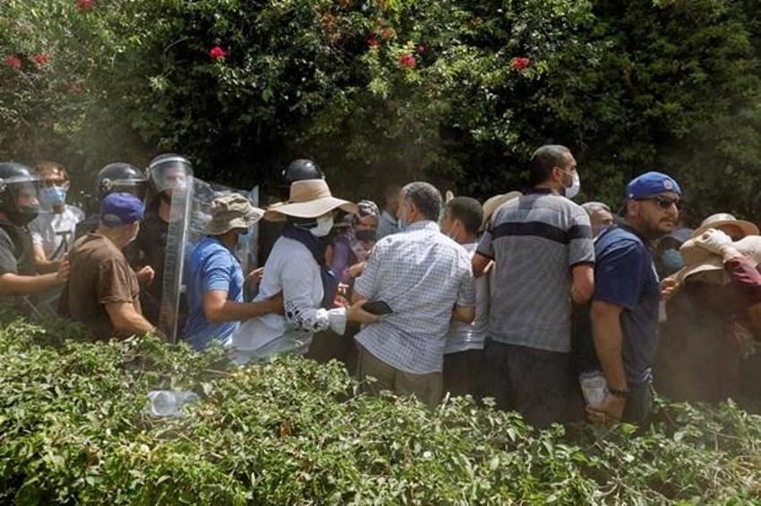 Dünyanın gözü Tunus'ta! Son dakika haberi olarak duyurdular: Suudiler gerçek yüzünü gösterdi...