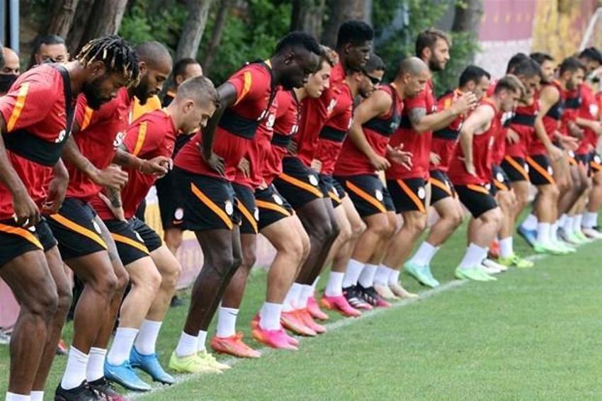 Galatasaray'ın yeni transferi Cicaldau sonrası Gheorghe Hagi'den iddialara yanıt geldi: O parayı almadım...