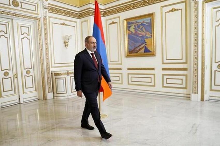 Azerbaycan ile Ermenistan arasında tansiyon yükseliyor Ruslar kışkırtıyor! Kelbecer'de silah sesleri...